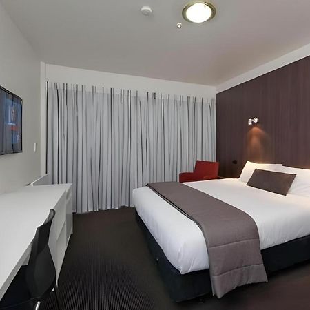 The Riccarton Hotel Christchurch Exterior photo